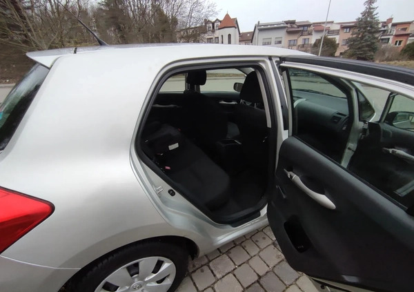 Toyota Auris cena 14500 przebieg: 189000, rok produkcji 2009 z Gdańsk małe 352